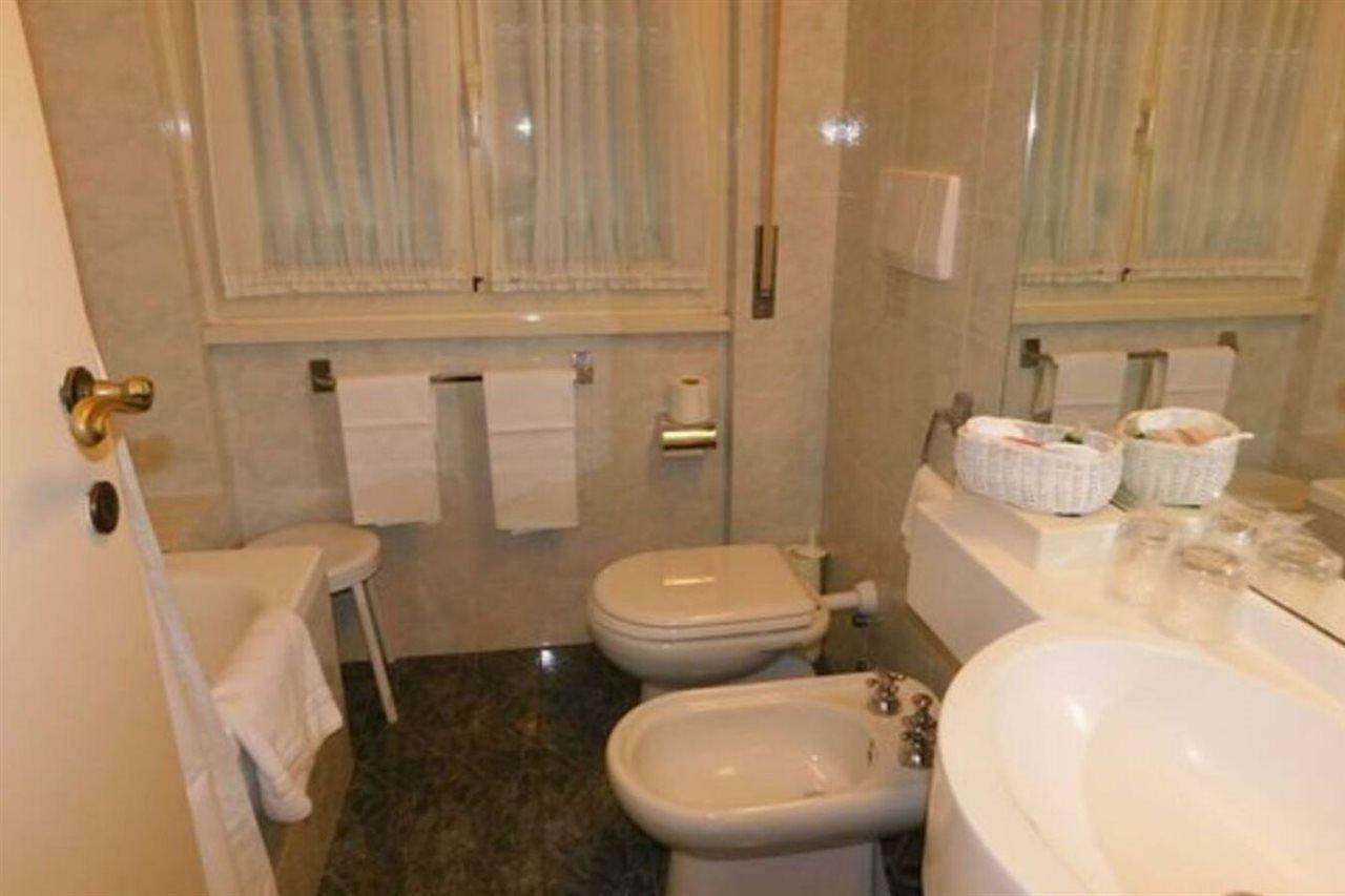 Hotel Regina Olga Lake Como المظهر الخارجي الصورة